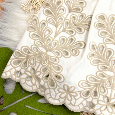 Vestido em Lese de Plantinhas - Off White